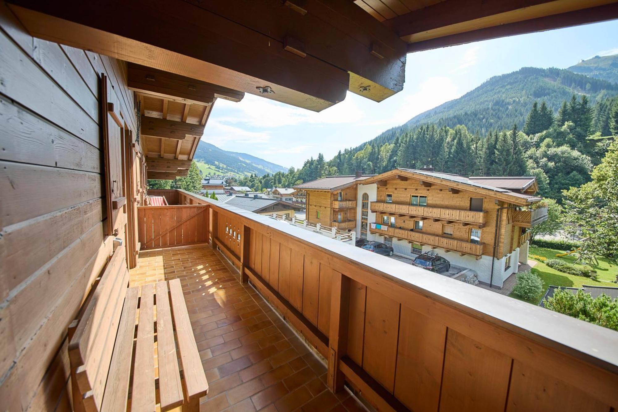 Appartamento Landhaus Eichenhof Saalbach-Hinterglemm Esterno foto