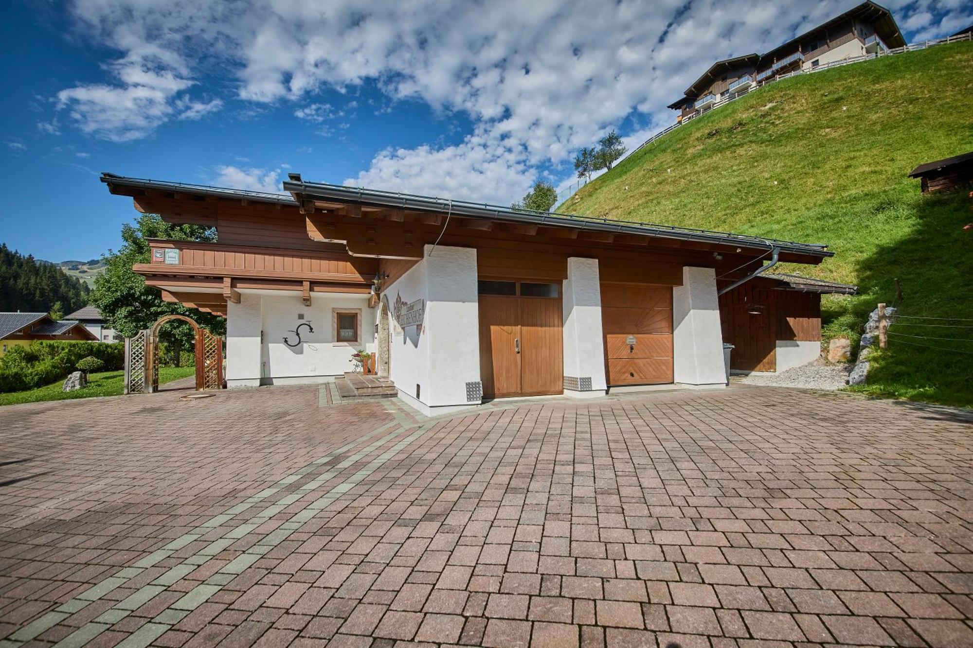 Appartamento Landhaus Eichenhof Saalbach-Hinterglemm Esterno foto